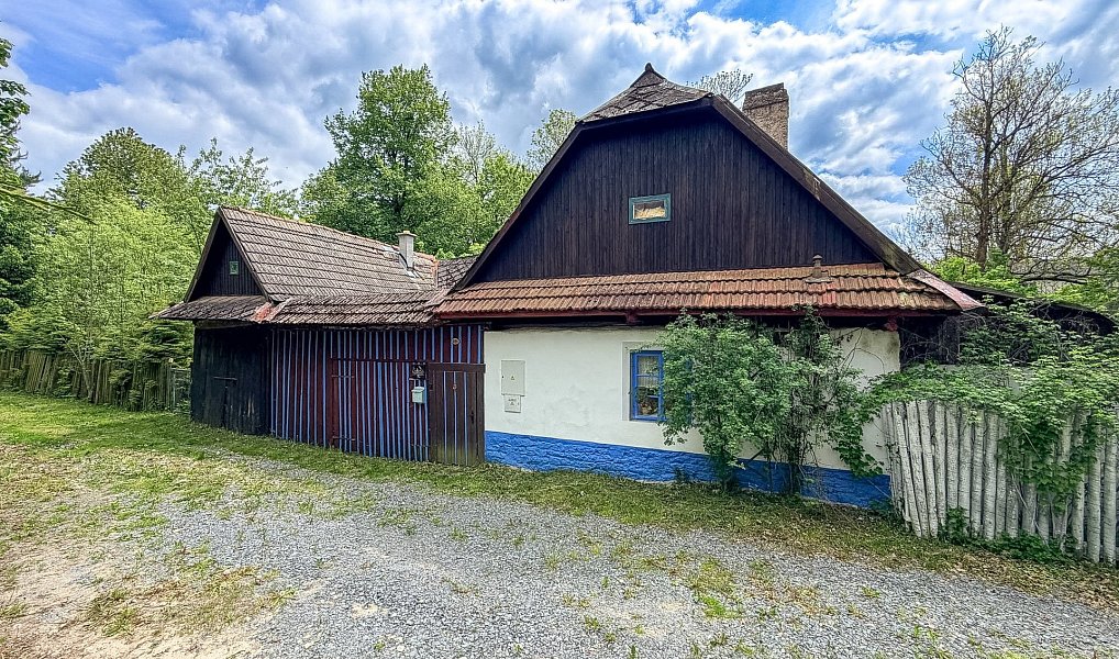 Prodej domu 117 m² s pozemkem 1 375 m², Karle – náhled fotky 41