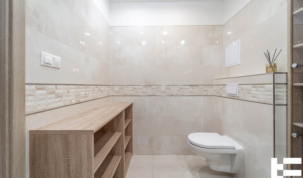 Prodej bytu 4+kk 81 m², Klecany – náhled fotky 26