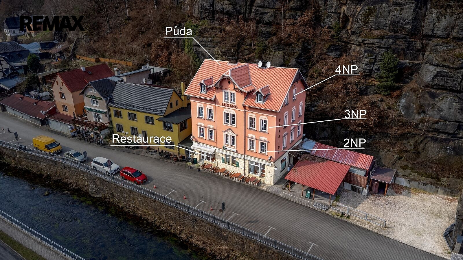 Prodej ubytovacího objektu 435 m² – fotografie 2