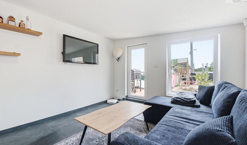 Prodej domu 105 m² s pozemkem 253 m², Dubí – náhled fotky 32