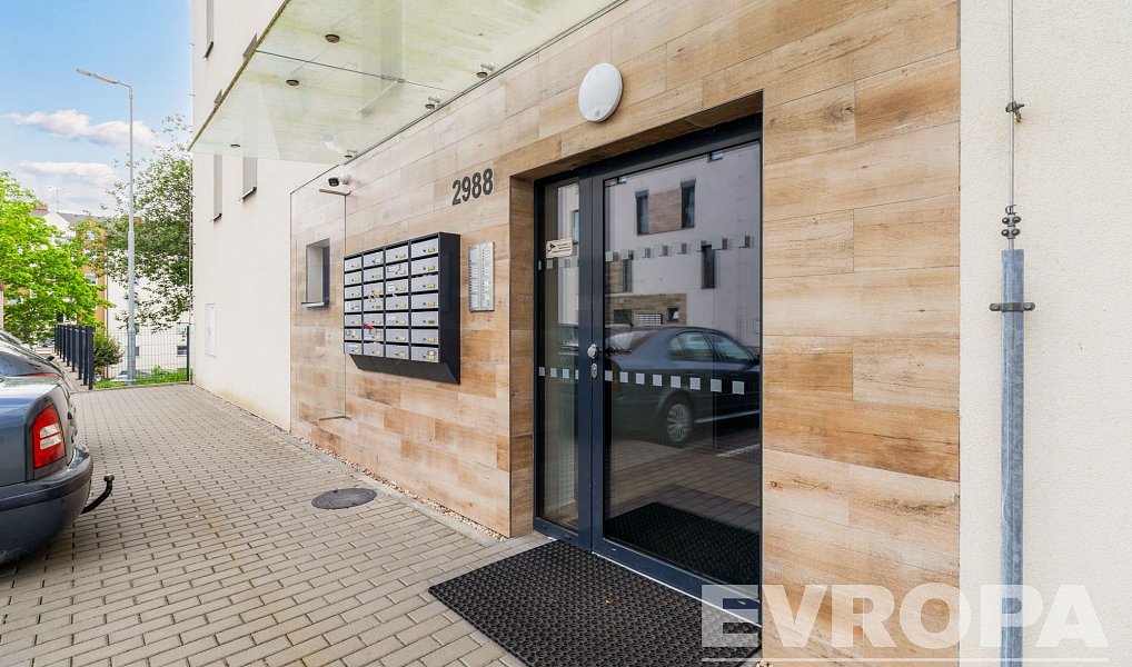 Pronájem bytu 3+kk 81 m², Havlíčkův Brod – náhled fotky 13