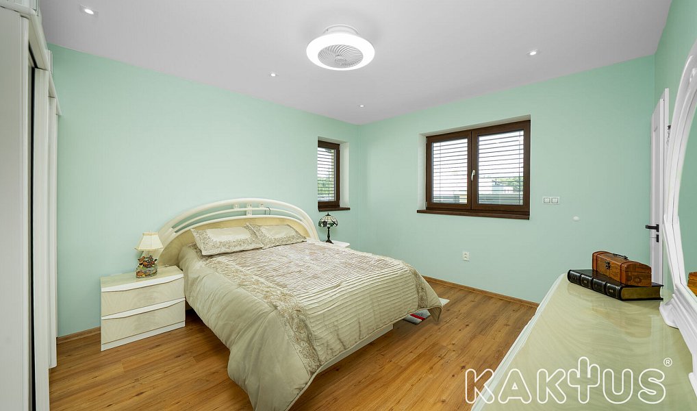 Prodej domu 217 m² s pozemkem 916 m², Tichá – náhled fotky 24