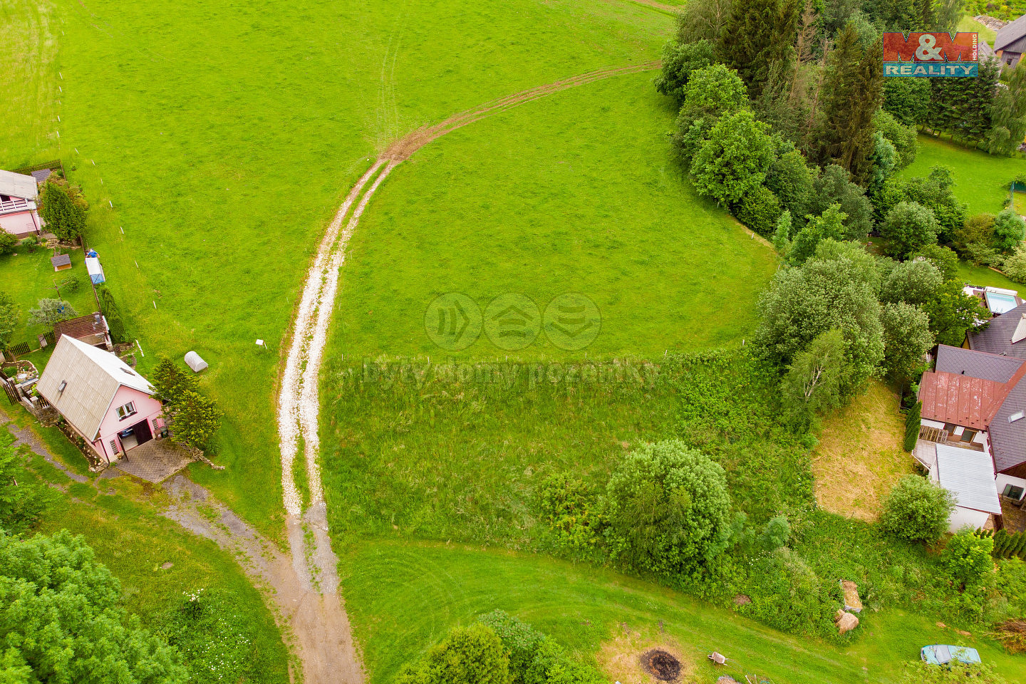 Prodej stavebního pozemku 509 m² — photo 2