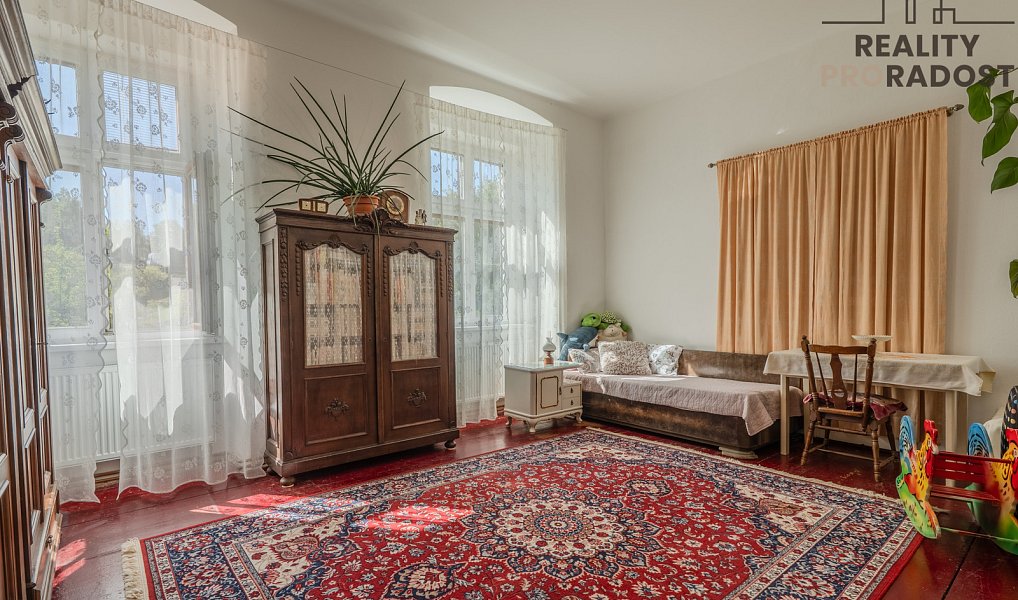 Prodej domu 292 m² s pozemkem 1 719 m², Kučerov – náhled fotky 17