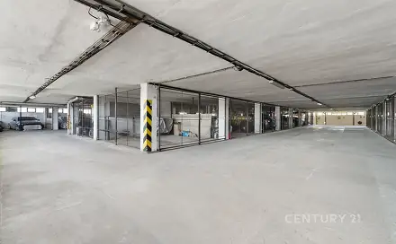 Prodej garážového stání, Brno - Lesná, Loosova, Brno - Lesná