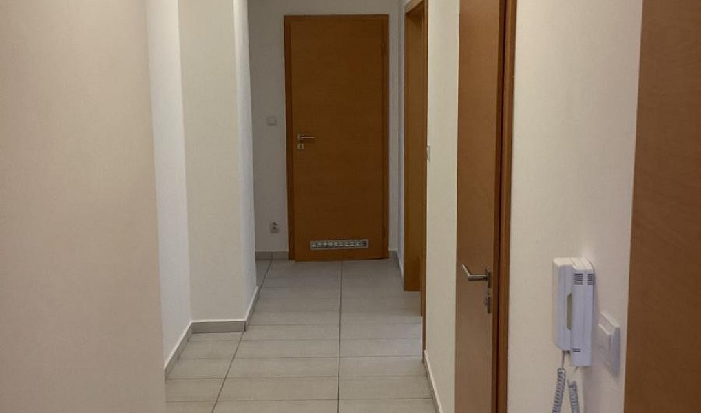 Prodej domu 806 m² s pozemkem 428 m², Ostrava – náhled fotky 6