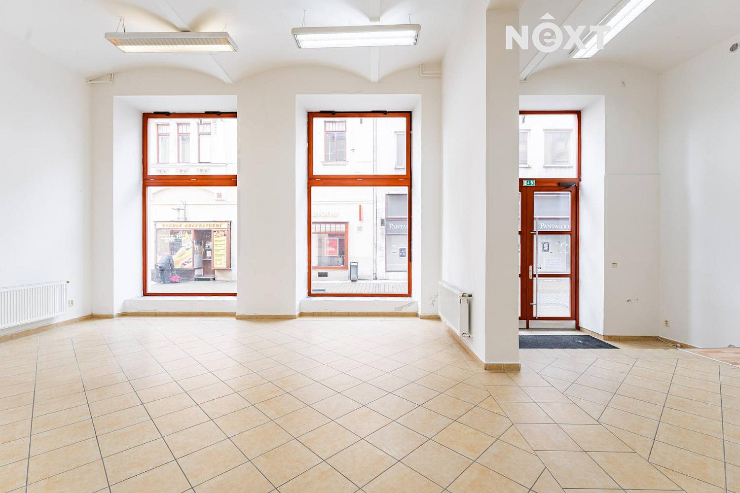 Pronájem obchodních prostor 116 m² — photo 3