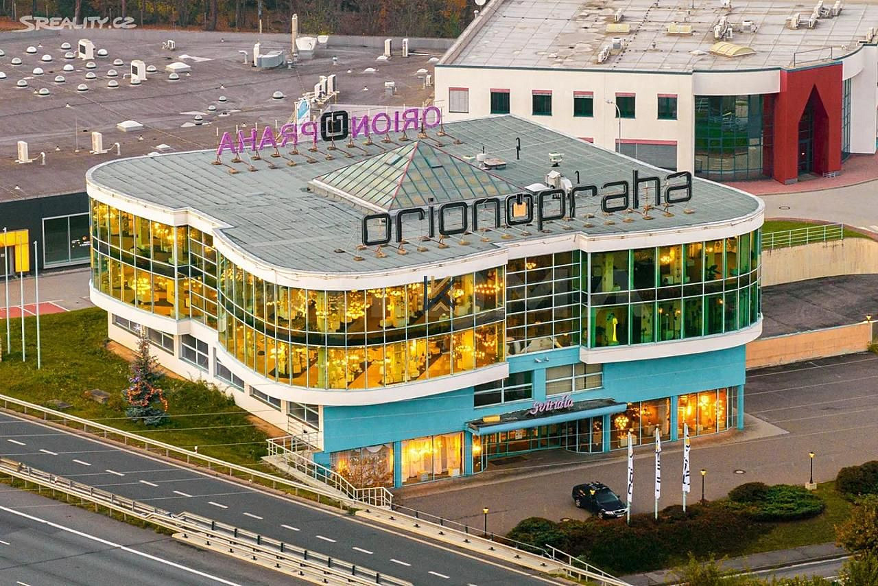 Pronájem obchodních prostor 3 300 m² – fotografie 2