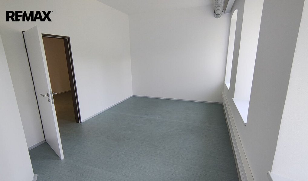 Pronájem kanceláře 229 m², Děčín – náhled fotky 10