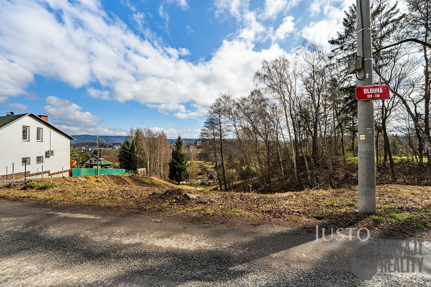 Prodej pozemku 1 358 m² – pohled 3