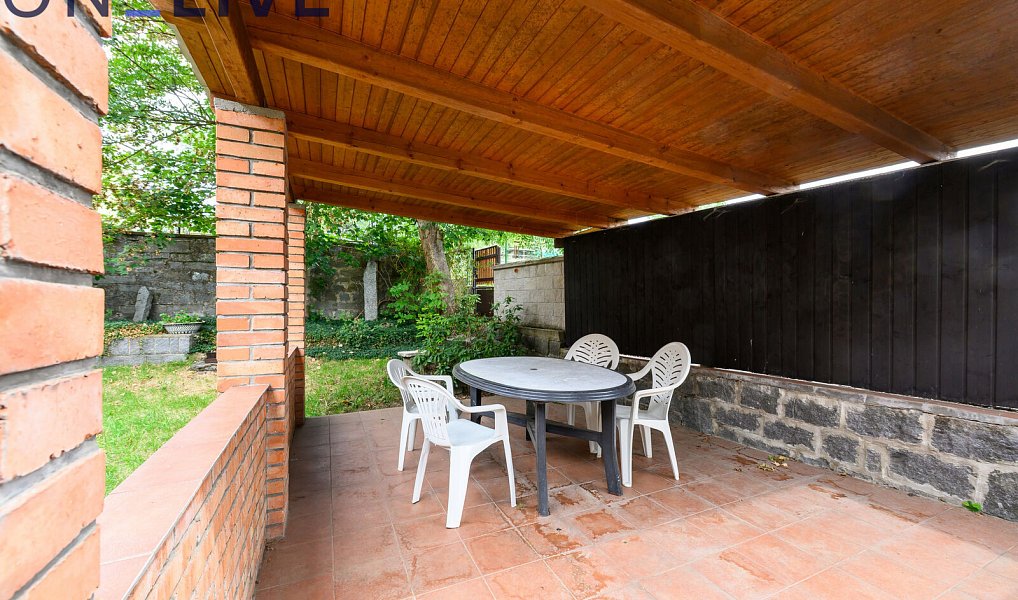 Prodej domu 234 m² s pozemkem 1 080 m², Tužice – náhled fotky 10