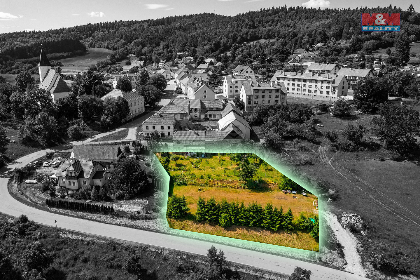Prodej stavebního pozemku 2 270 m² – fotografie 3