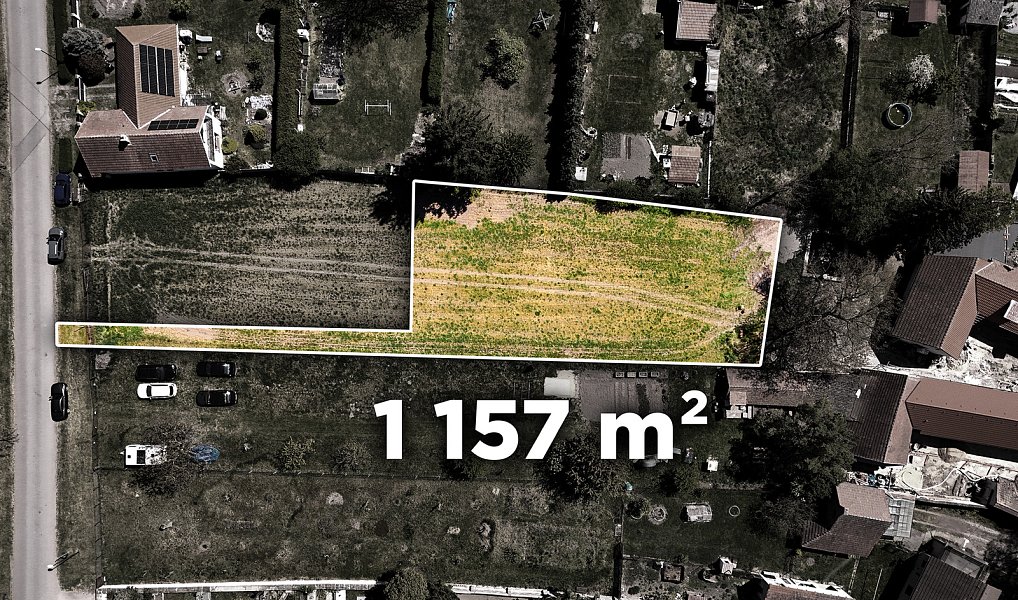 Prodej stavebního pozemku 873 m², Chleby – náhled fotky 3