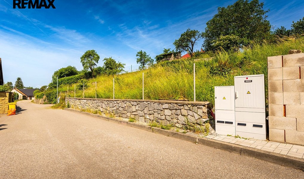 Prodej stavebního pozemku 759 m², Rudolfov – náhled fotky 4