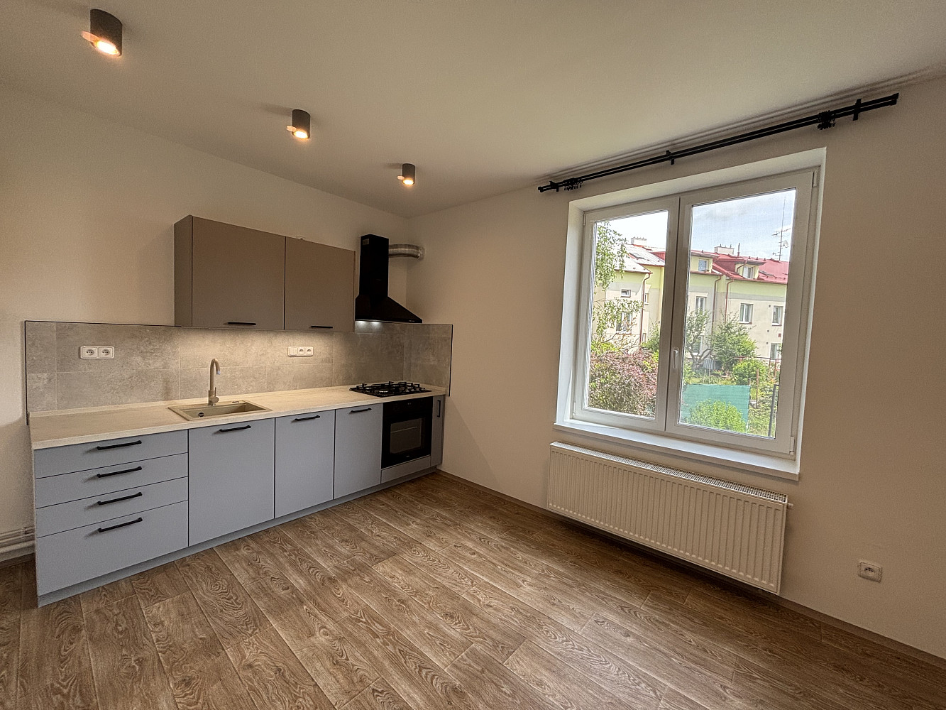 Prodej bytu 1+kk 25 m² — photo 2