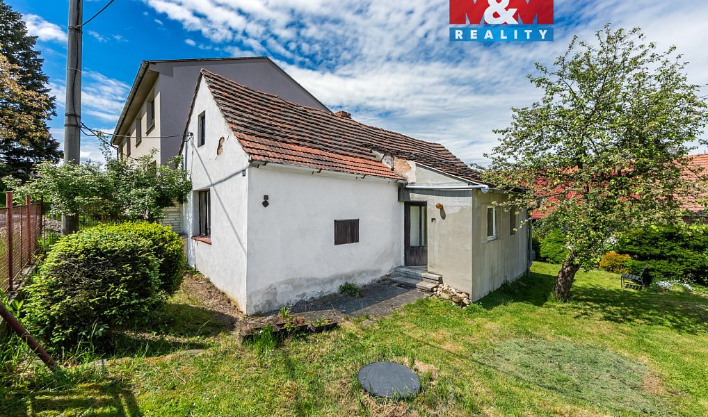 Prodej domu 70 m² s pozemkem 370 m², Kožlany – fotka 1 z 16