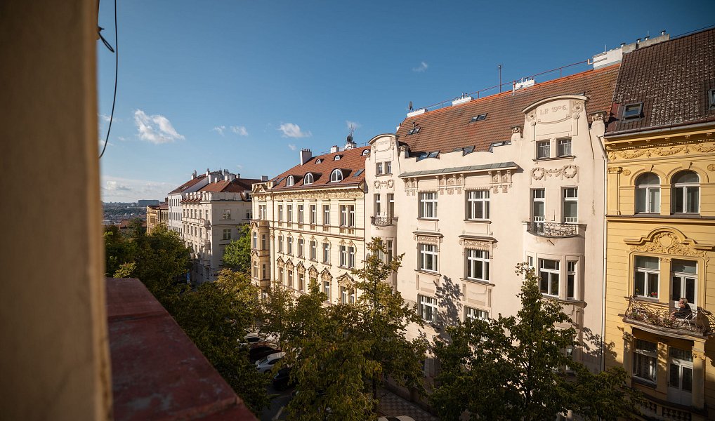Prodej bytu 2+1 80 m², Praha – náhled fotky 16