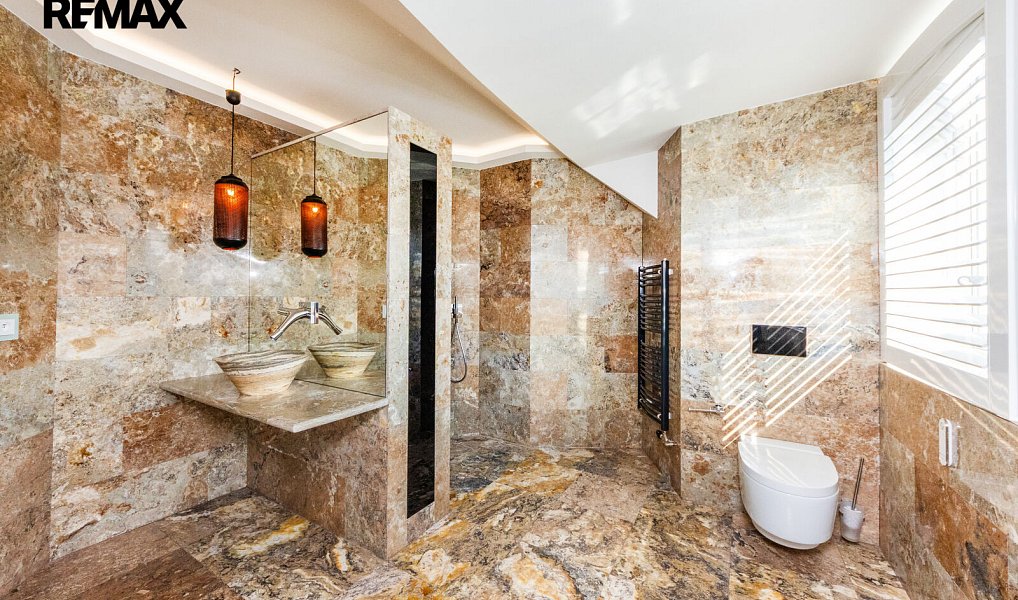Prodej domu 433 m² s pozemkem 826 m², Praha – náhled fotky 3