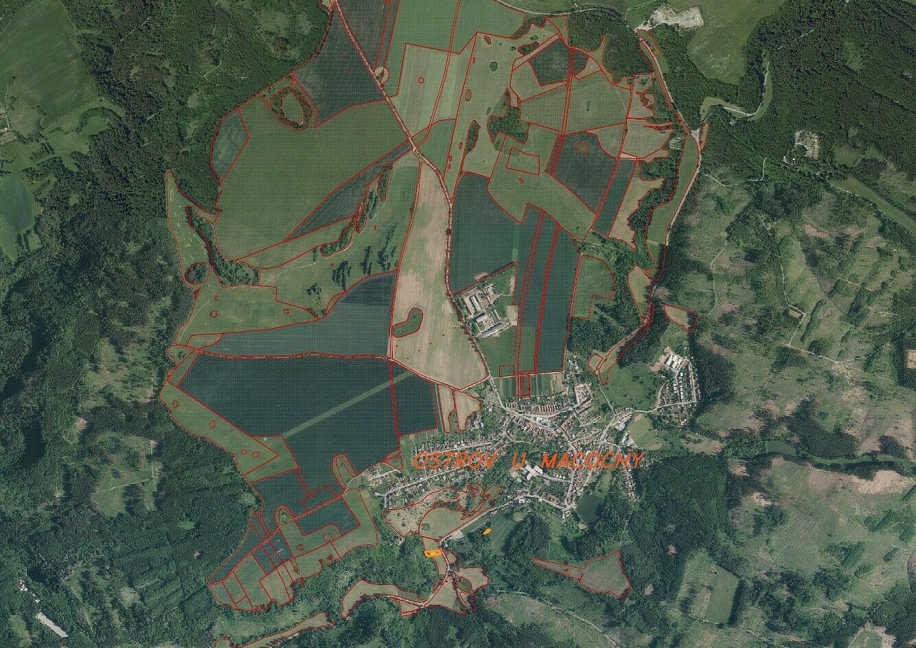 Prodej pole 1 517 m²