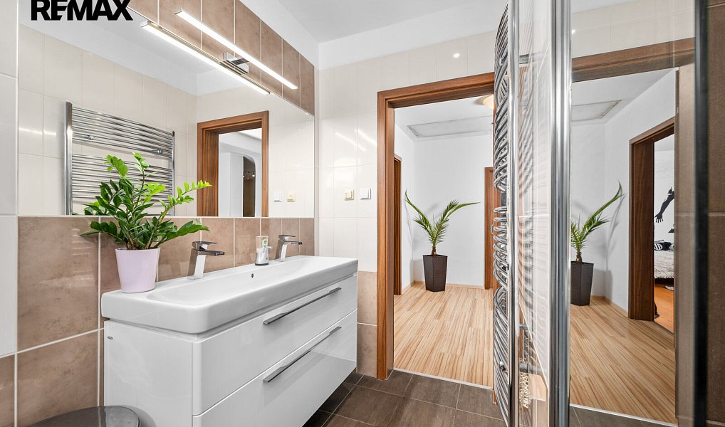 Prodej domu 134 m² s pozemkem 1 409 m², Lišov – náhled fotky 22