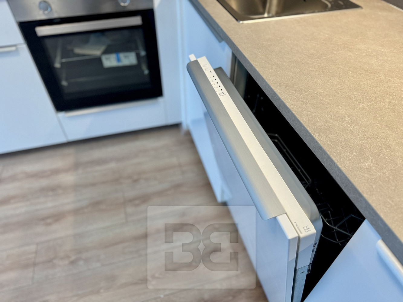 Pronájem bytu 1+kk 35 m² — photo 3
