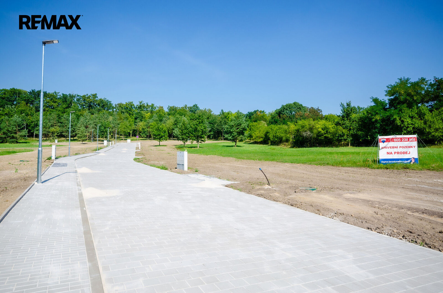 Prodej stavebního pozemku 1 060 m² — photo 3