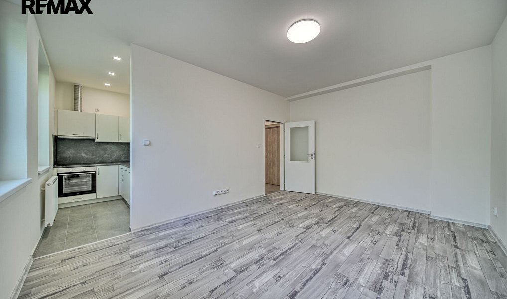 Pronájem bytu 3+kk 59 m², Chlumec nad Cidlinou – fotka 1 z 16