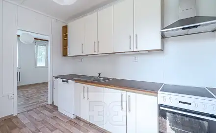 Pronájem bytu 3+1 73 m², 28. října, Český Brod, okres Kolín