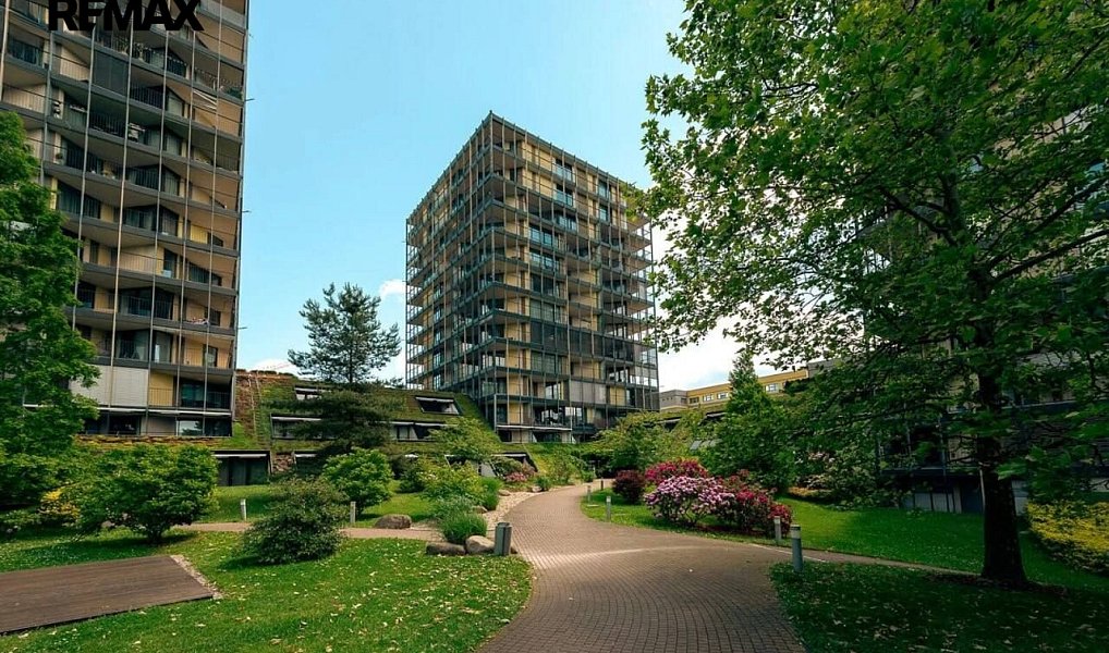 Prodej bytu 1+kk 38 m², Praha – náhled fotky 9