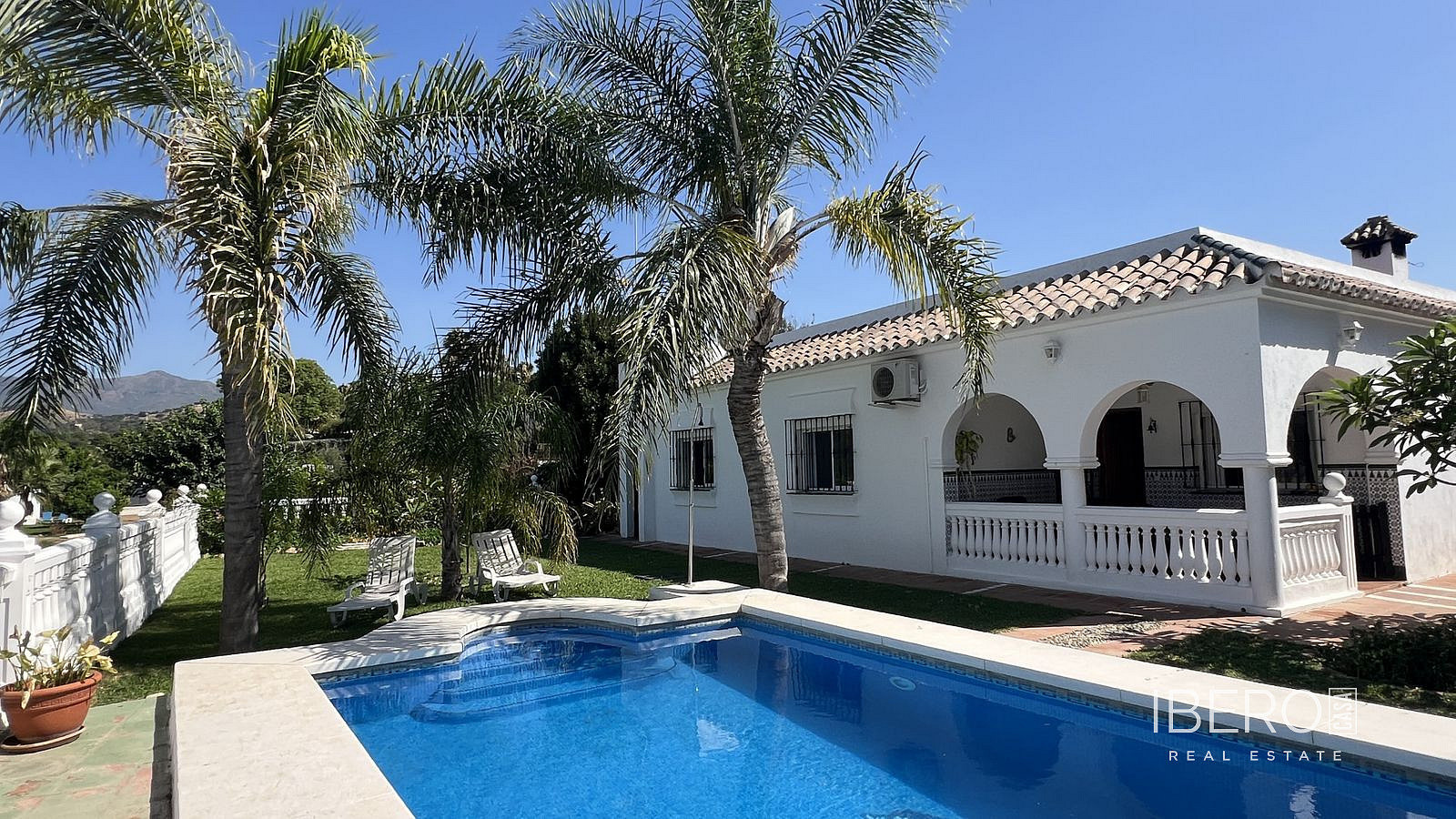 Casa 4+kk – Estepona, Barriada Islas Canarias - Vista 2