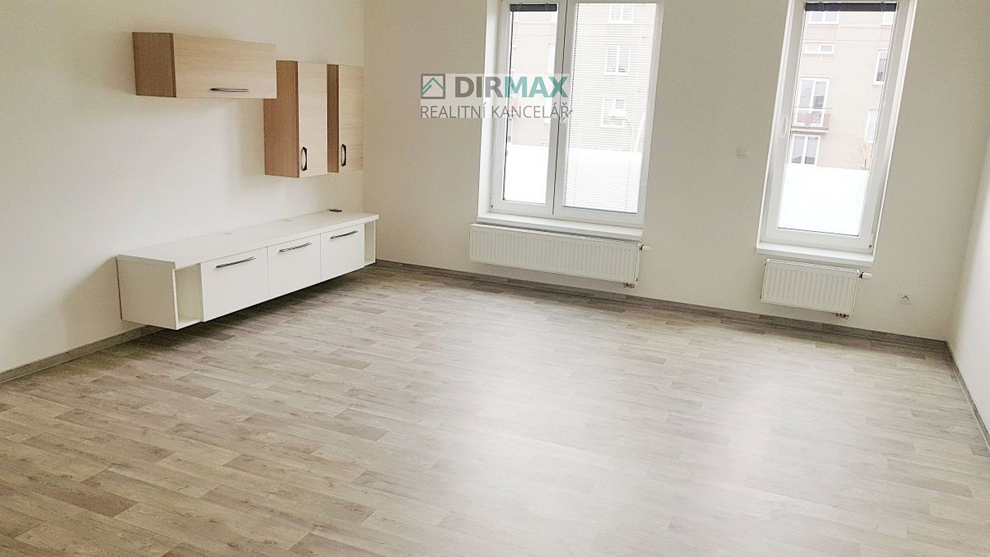 Pronájem bytu 1+kk 43 m² — photo 3