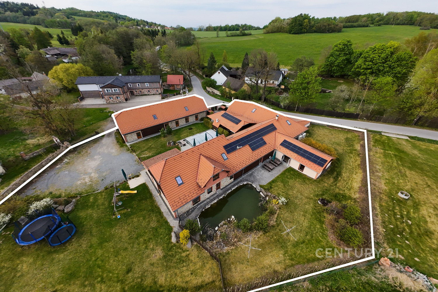 Prodej chaty/chalupy 1 320 m² s pozemkem 3 144 m² — photo 2