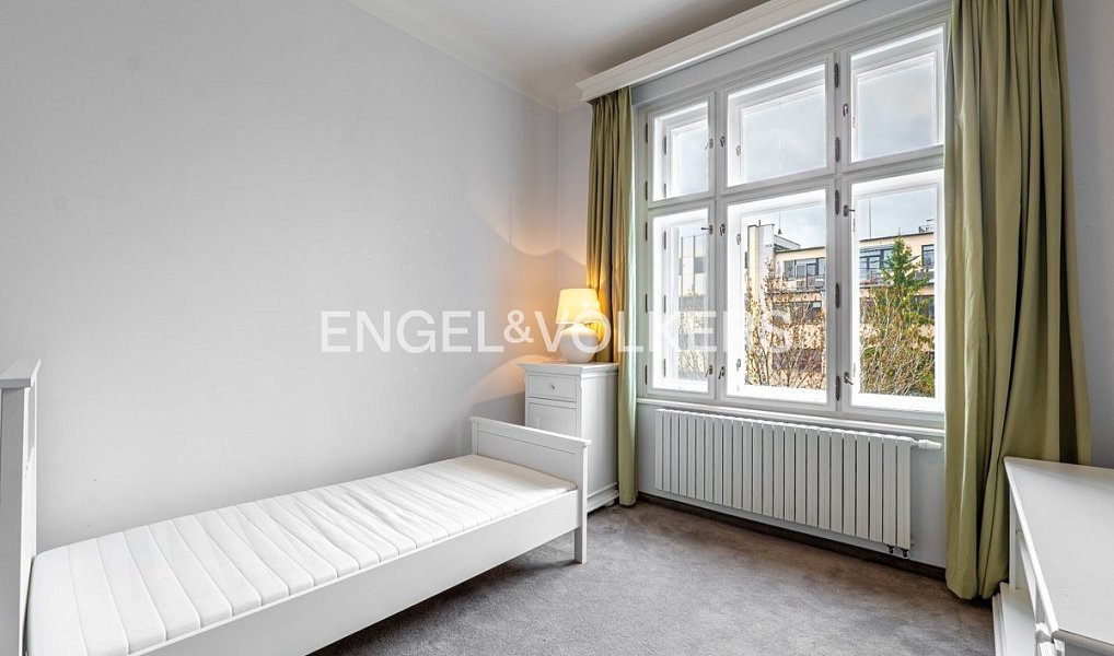 Pronájem bytu 4+kk 115 m², Praha – náhled fotky 8