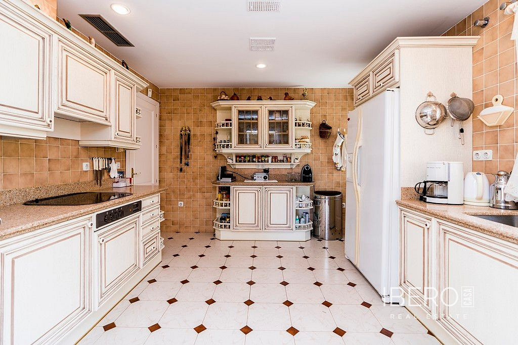 Casa 5+kk – Marbella, Barrio Alto - Vista 5