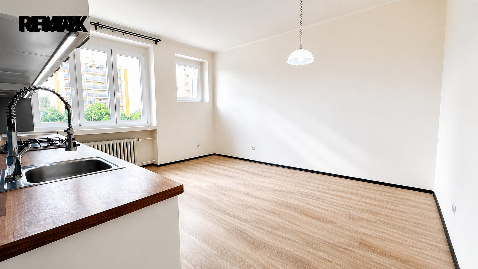 Pronájem bytu 3+kk 81 m² – fotografie 5