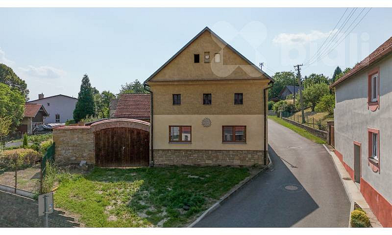 Prodej domu 190 m² s pozemkem 1 039 m²