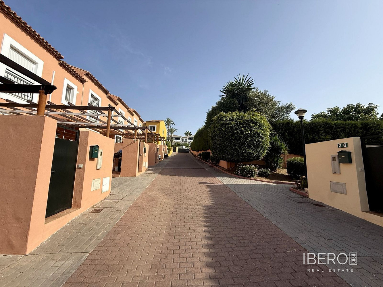 Casa 4+kk – Mijas, Urbanización Sitio de Calahonda - Vista 2