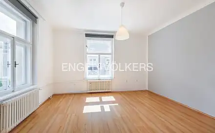 Pronájem bytu 1+kk 37 m²