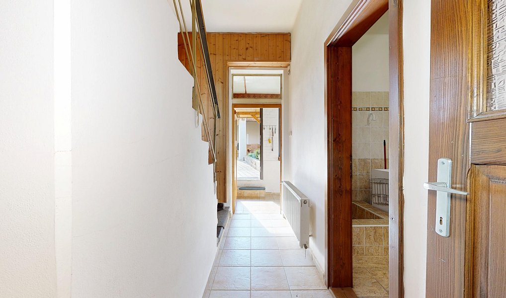 Prodej domu 340 m² s pozemkem 4 725 m², Verneřice – náhled fotky 23