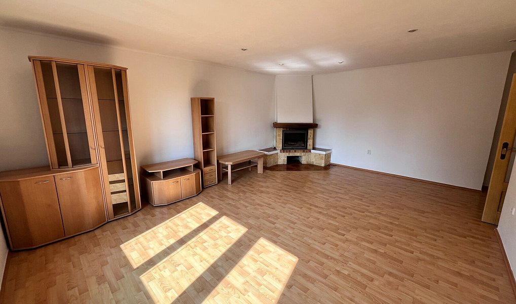 Pronájem bytu 2+1 92 m², Pelhřimov – náhled fotky 6