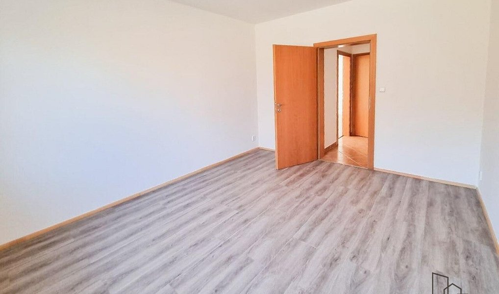 Pronájem bytu 2+kk 74 m², Praha – náhled fotky 6