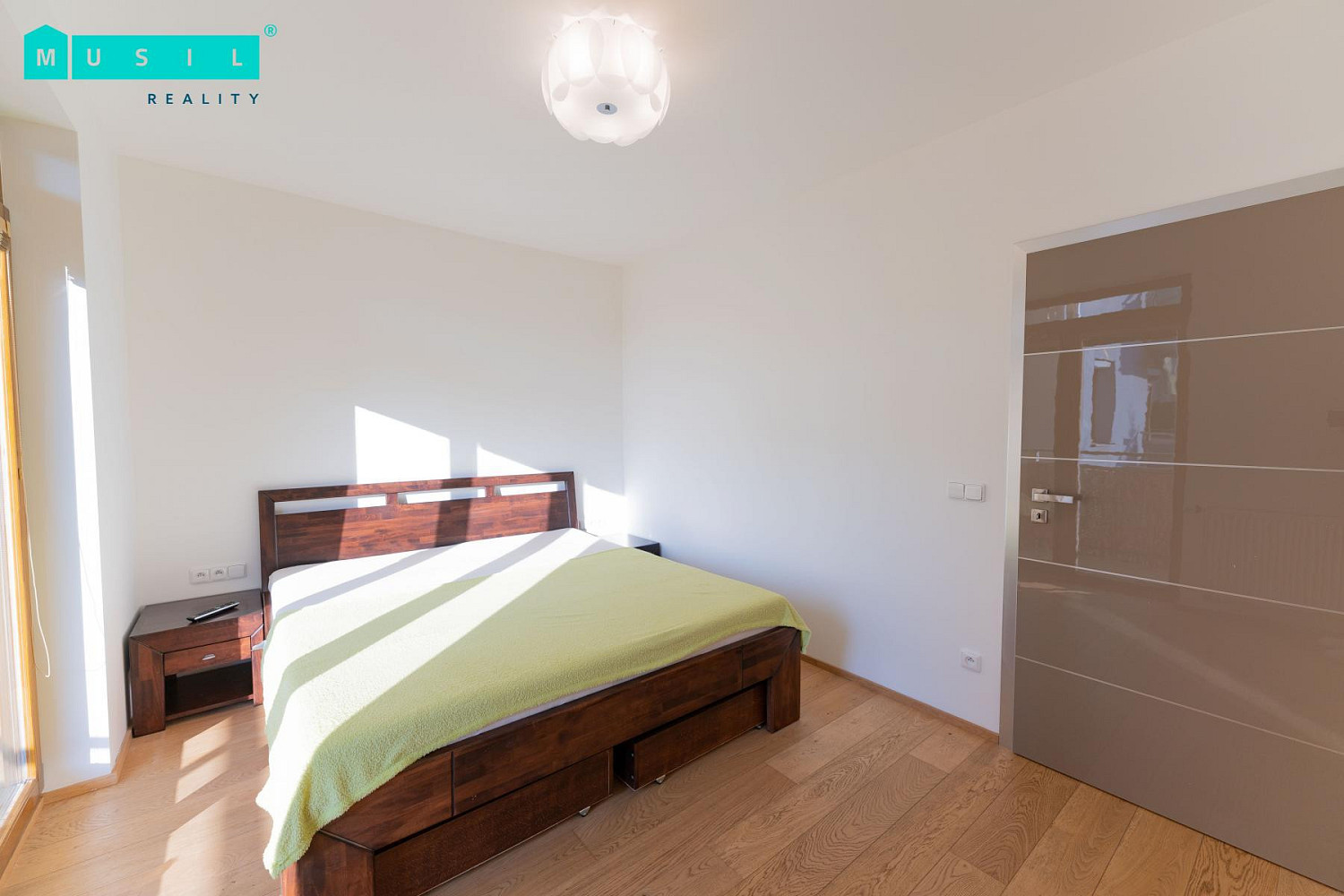 Pronájem bytu 4+kk 151 m² – fotografie 5