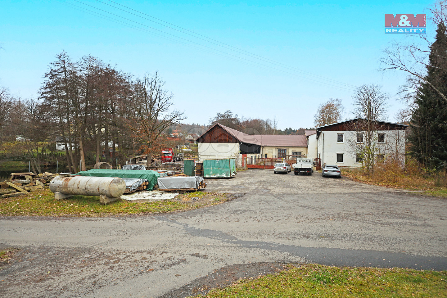 Pronájem výrobních prostor 1 000 m² — photo 2