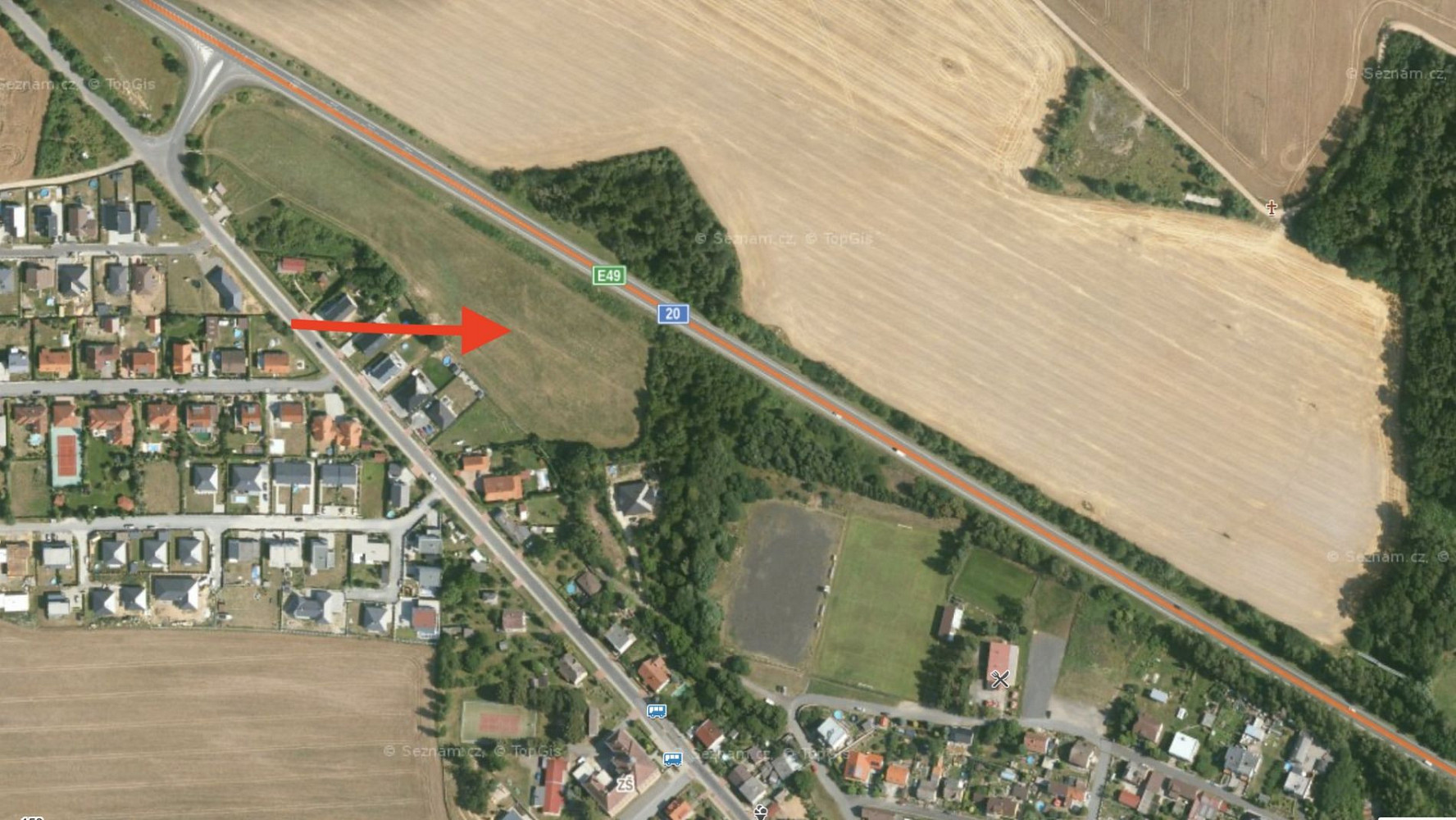 Prodej stavebního pozemku 8 420 m²