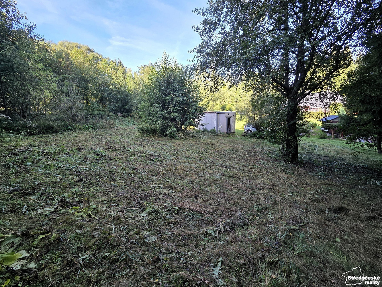 Prodej stavebního pozemku 1 032 m² – fotografie 3