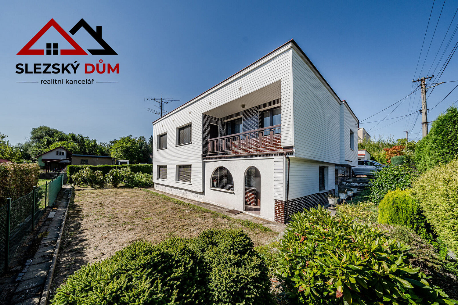 Prodej domu 200 m² s pozemkem 524 m² – fotografie 2