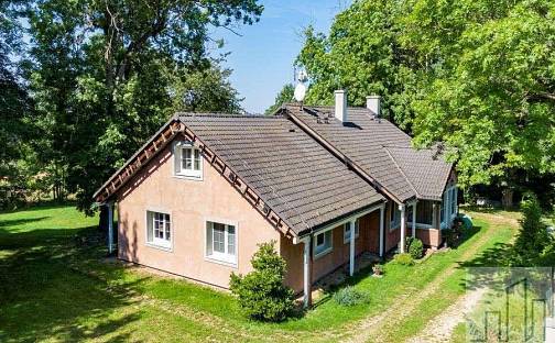 Prodej domu 180 m² s pozemkem 2 142 m², Aš - Mokřiny, okres Cheb