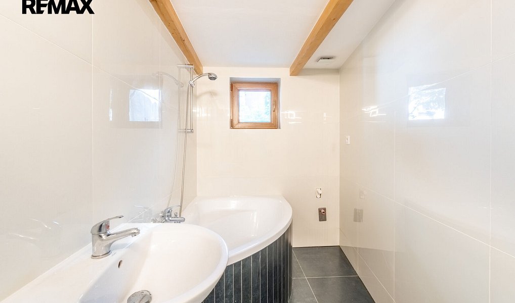Prodej obchodních prostor 19 m², Praha – náhled fotky 3