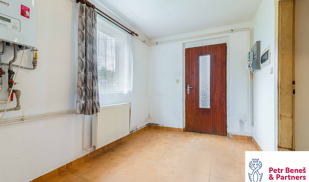 Prodej domu 55 m² s pozemkem 1 024 m², Krupá – náhled fotky 25