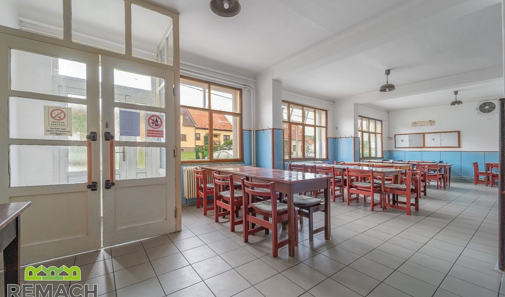 Prodej obchodních prostor 670 m², Vlčnov – náhled fotky 9